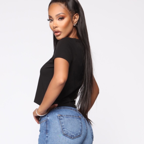 Basic Black Crop Top - Picture 3 of 3